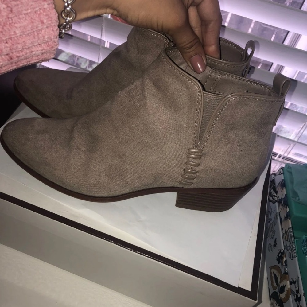 Booties - Picture 3 of 5